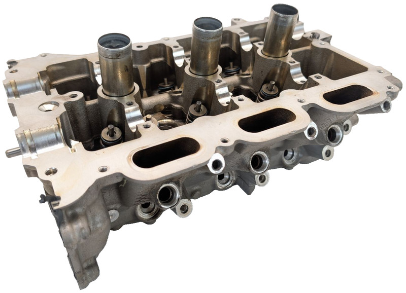 🔅2018-2024 FORD F-150 OEM. ENGINE PASSENGER SIDE CYLINDER HEAD