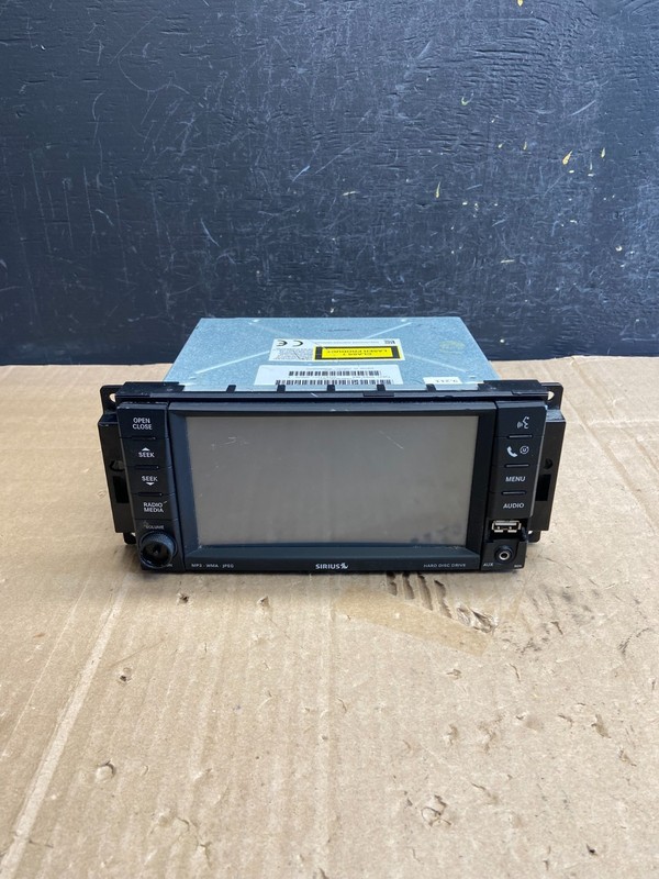 2008 2013 Jeep Dodge Chrysler Screen Display CD Player Satellite Radio AE1713 DG