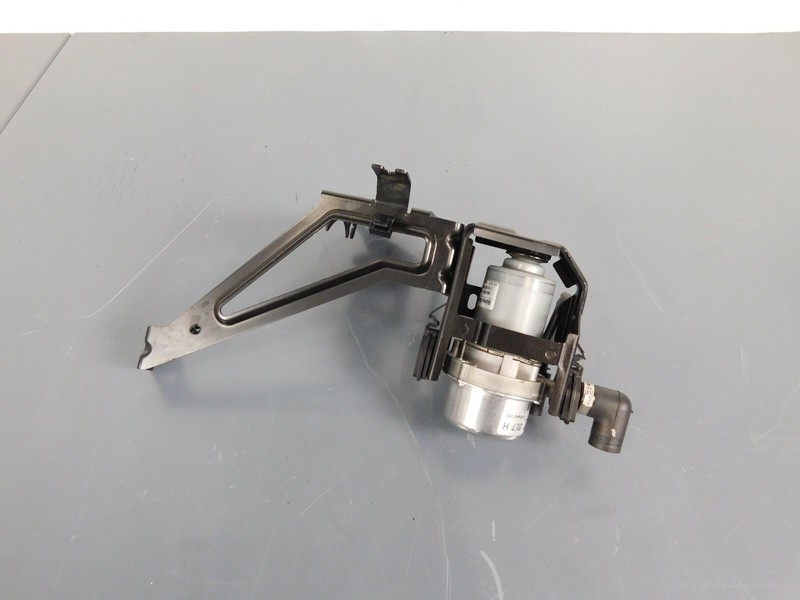 2015 12 13 14 15Audi R8 V10 Electric Vacuum Pump / Bracket #1011 C5