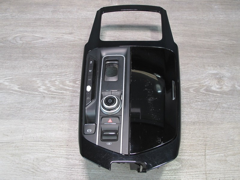 2017-2020 MASERATI LEVANTE M161 CENTER CONSOLE CUP HOLDER SWITCH TRIM PANEL