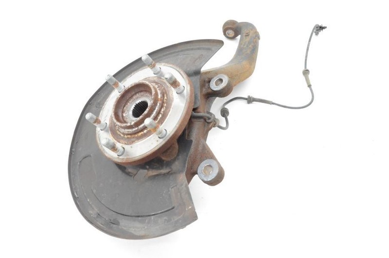 2017-2021 Nissan Titan 5.6L 4x4 Driver Left Front Spindle Assembly