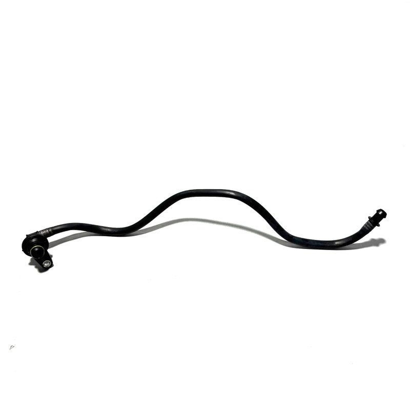 📌 2012-2016 MERCEDES W212 E350 GAS ENGINE MOTOR BREATHER VENTILATION HOSE OEM