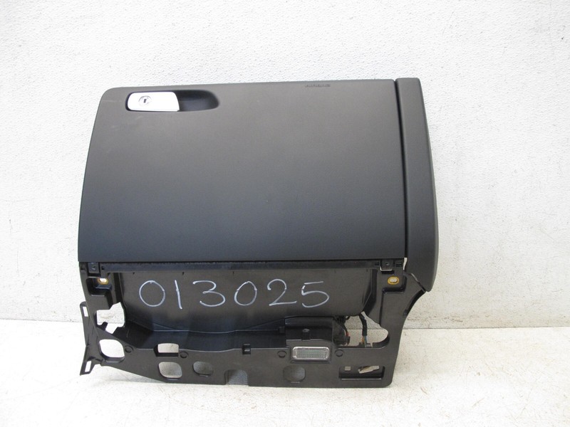 08-17 AUDI 8T A5 S5 RS5 DASHBOARD GLOVE BOX STORAGE COMPARTMENT OEM 013025