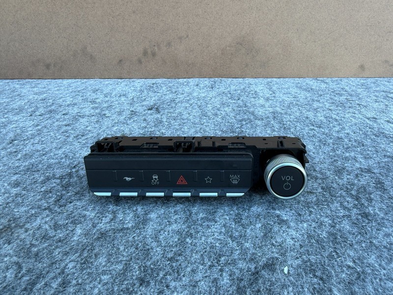 FORD MUSTANG GT 2024-2026 OEM DASH CENTER CONSOLE RADIO VOLUME CONTROL SWITCH