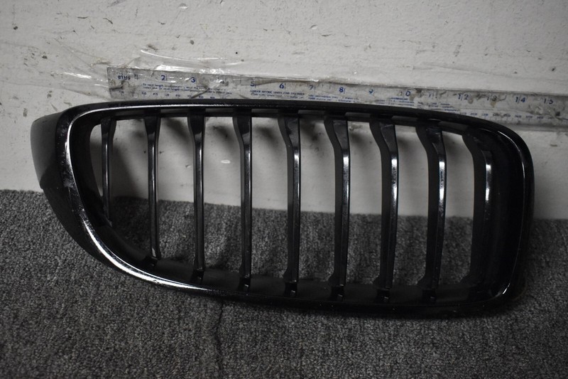 2014-2015 BMW 435I GRILLE RIGHT SIDE FACTORY OEM