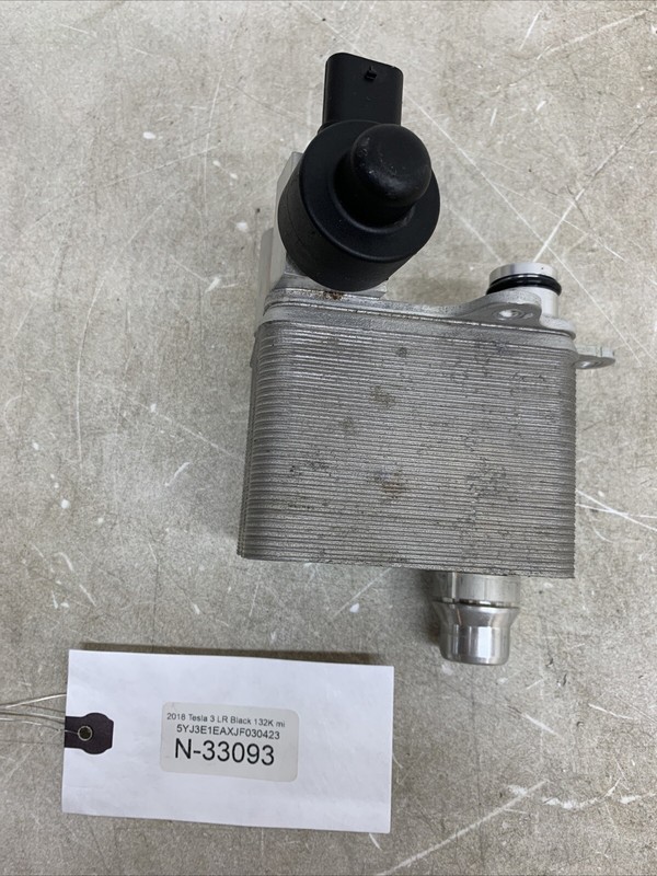 ⚡️17-22 TESLA MODEL 3 OIL FLUID COOLER 1088248-00-D 33093 B88