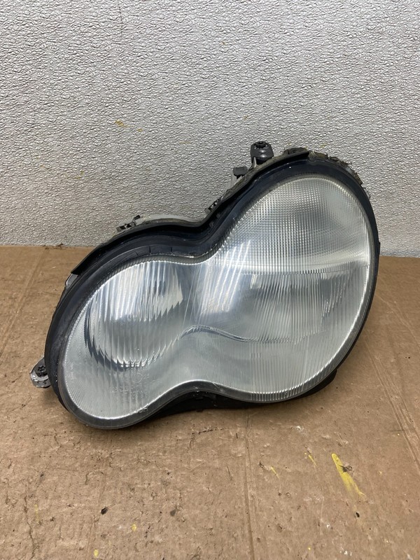 2001-2004 Mercedes-Benz C Class Halogen Left Driver Headlight Oem AA3431 DW