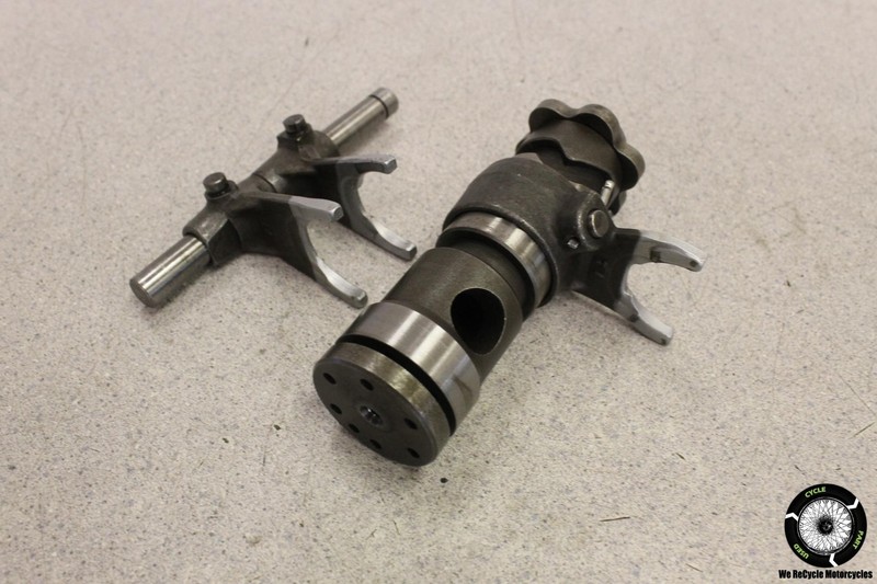 1977 Kawasaki KZ400ENGINE TRANSMISSION GEAR SHIFT SHIFTER CAM DRUM FORKS KZ 400