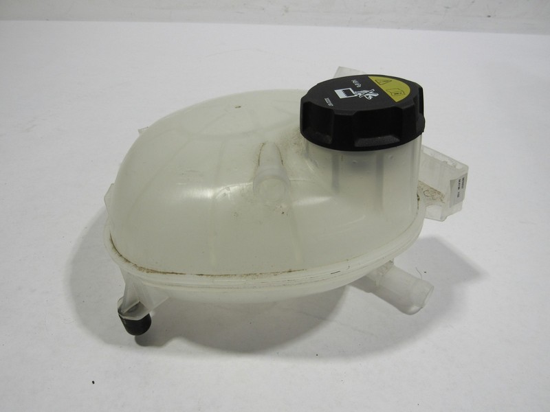 23-25 Polestar 2 2024 Coolant Overflow Expansion Tank Bottle Reservoir *:Y