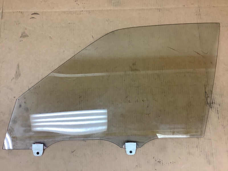 86-90 Legend 4Dr Left Front Door Glass Driver Side Window Used Bronze OEM