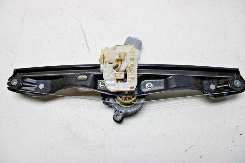 2012-2017 BMW F30 3-Series 4dr Right Rear Passen Window Lifter Regulator w/Motor