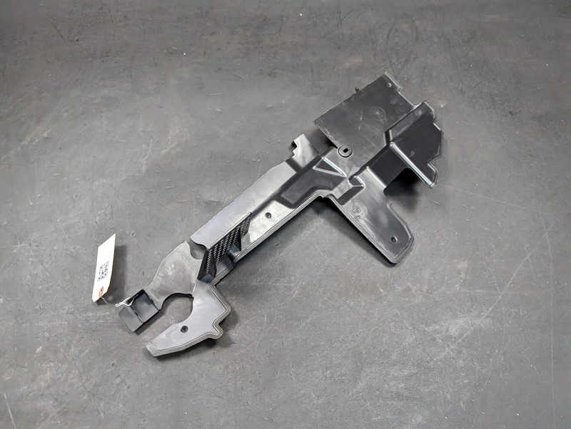 A/C Condenser Left Side Bracket 2018 Nissan Pathfinder 92185-9PF0A 2016 - 2020