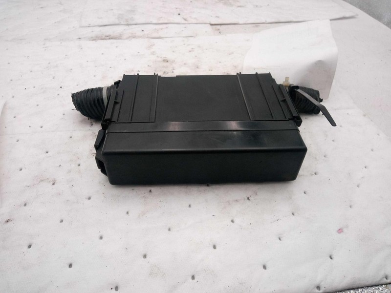 Used Fuse Box Engine fits: 2017 Nissan LeafGrade B