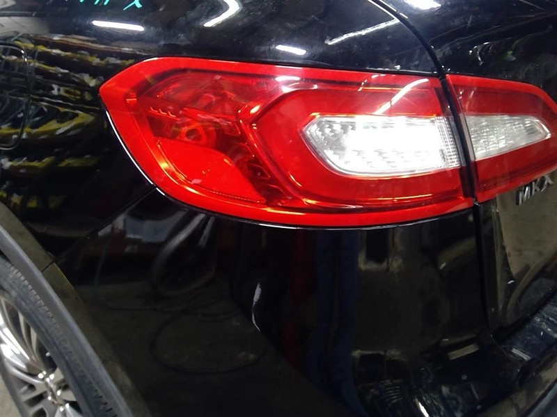 Driver Left Tail Light Quarter Mounted Fits 16-18 MKX 1747641
