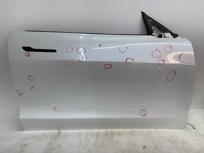 π17-23 Tesla M3 Front Passenger Side Door Shell Panel Right 14014 *Hail Damage*