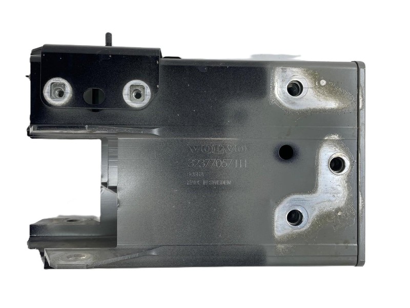 2024 Volvo S60 EV LH Driver Front Left Bumper Bracket W/ Hardware 32377057 OEM