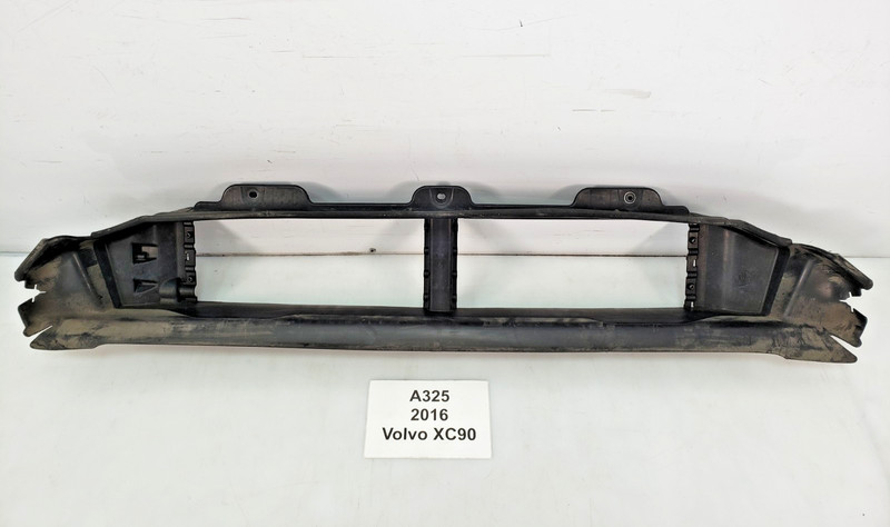 ✅ 2016-2022 OEM Volvo XC90 2.0L Front Radiator Support Lower Air Duct Guide