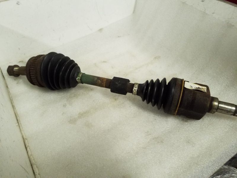 1996-2000 Dodge Caravan Front Left Axle Shaft Assembly 3.3L w/o ABS