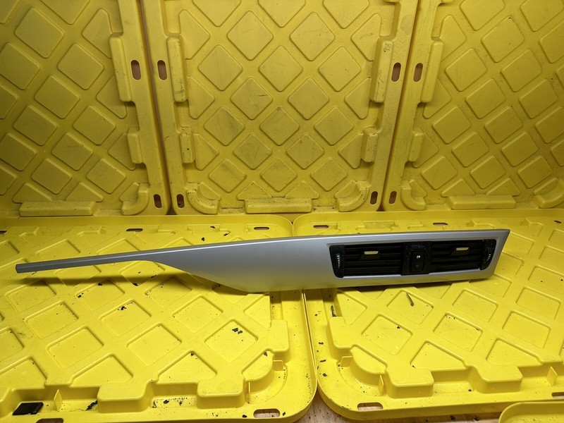 2012 - 2016 BMW 328 SILVER CENTER DASH TRIM PANEL WITH AIR VENT 5145 92312069