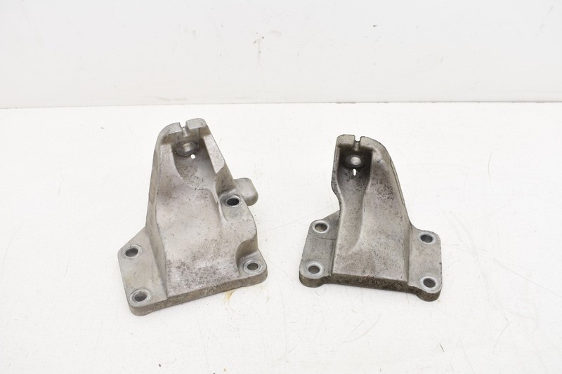 2005 Nissan 350Z VQ35DE Right Left Engine Motor Mount Bracket Pair OEM KW59