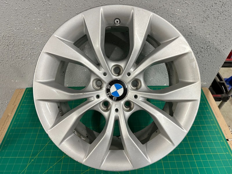 13-15 BMW X1 FACTOY 17" ALLOY WHEEL 17X7.5 OEM