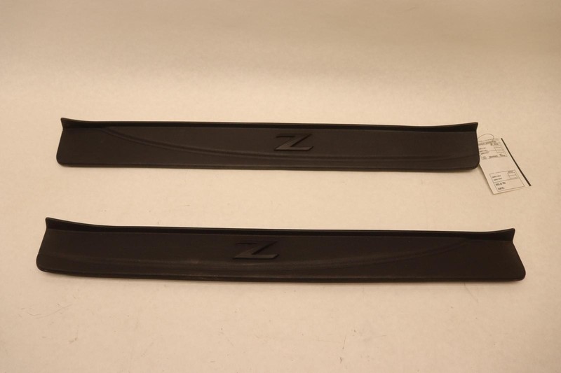 2009-2020 NISSAN 370Z LEFT & RIGHT DOOR SILL SCUFF PLATE TRIM PANEL SET OEM