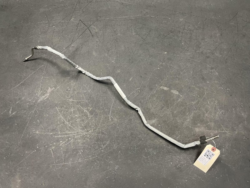 Fuel Tank Purge Hose Tube 2018 BMW X1 16117323846 2016 2017 2019