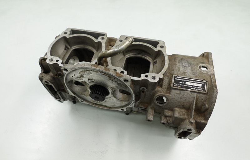 1996 Ski-Doo MXZ 583 OEM Engine Block Crank Case 420886844