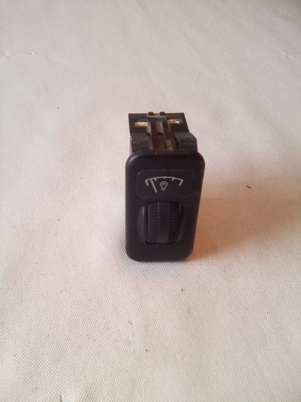 Kenworth Q27-1012 Dimmer Switch