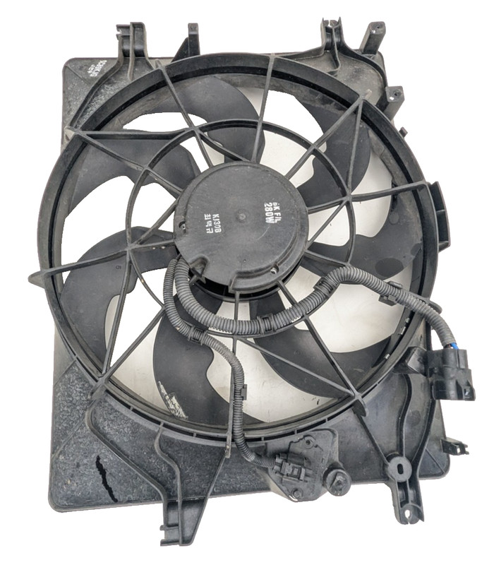 2013-2016 Hyundai Genesis OEM 3.8L Radiator Fan Motor Assembly