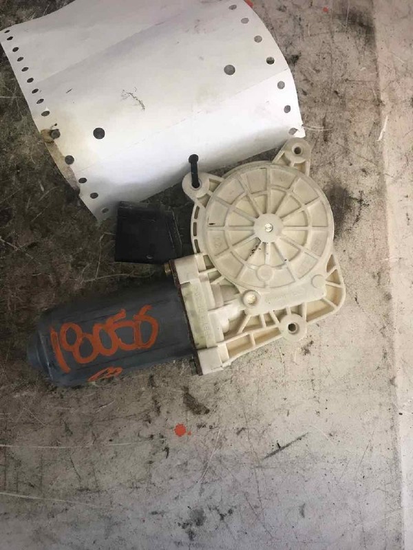 Power Window Motor BMW 530I Right 04 05 06 07