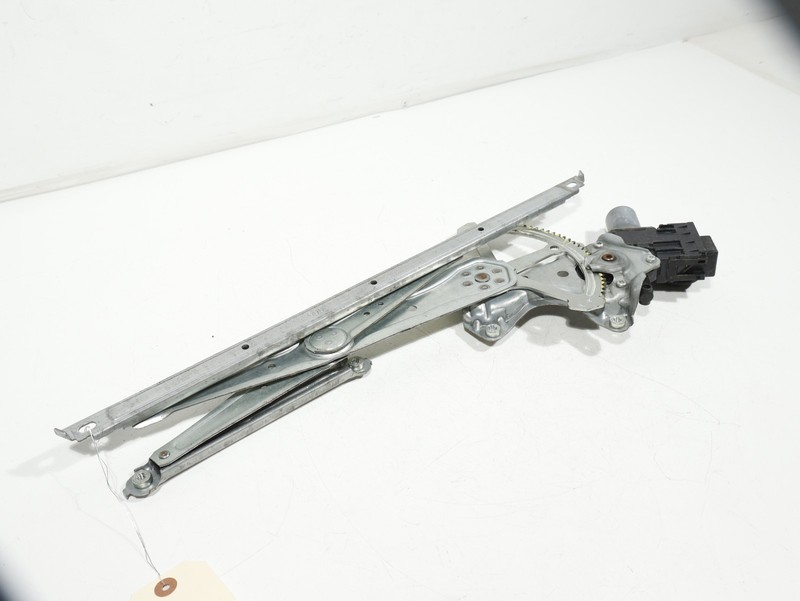 16-17 Lexus IS200T Front Right Passenger Side Door Window Regulator W/ Motor OEM