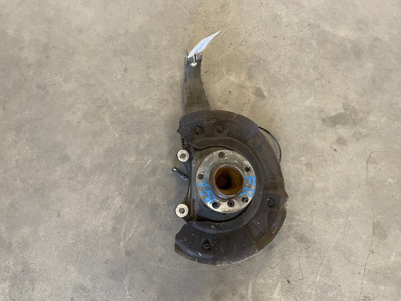 11 12 13 BMW 528i 535i 550i F10 Front Right Pass Spindle Knuckle Hub 1356 OEM