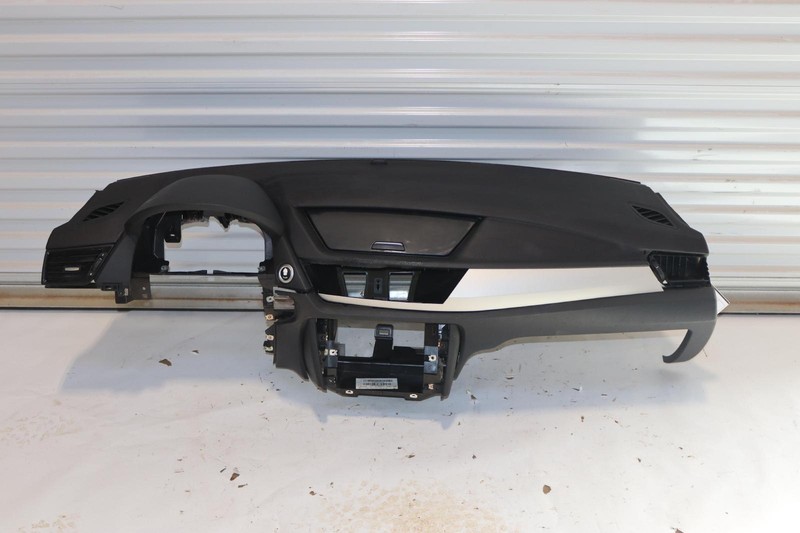 2012-2015 BMW X1 E84 DASH DASHBOARD INSTRUMENT PANEL BLACK OEM
