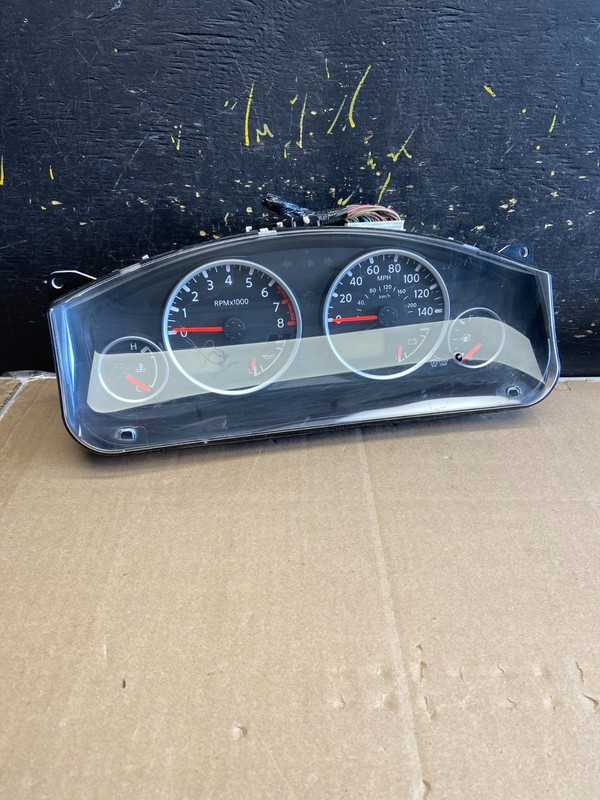 2007-2008 Nissan Pathfinder Xterra Cluster Speedometer Instrument OEM AB1823DG