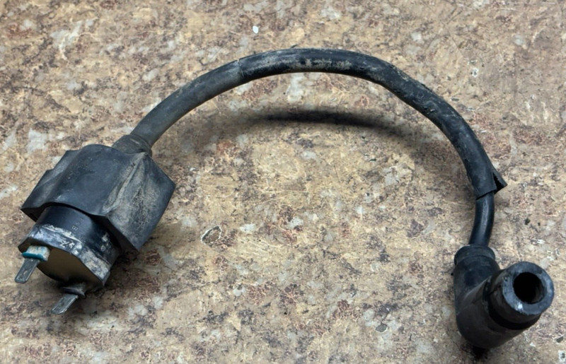 1990 Honda XR200 R Dirt Bike Ignition Coil Spark Start Wire 90 XR 200 XR200R Z11