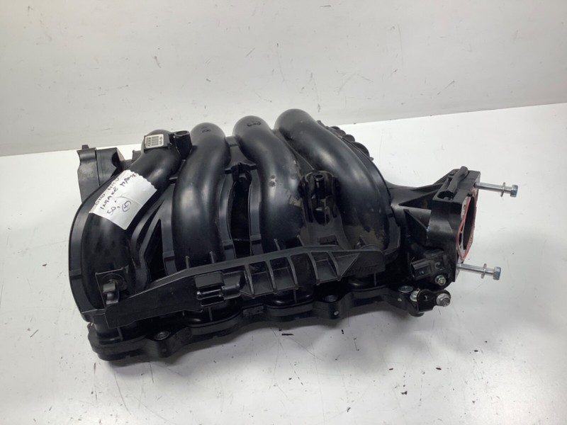 016-021 Honda HR-V Intake Manifold 17100-R1A-A00 OEM
