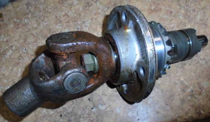 1996 Yamaha YFH250 250 Timberwolf Rear Back Drive Shaft U Joint Output 1997 96
