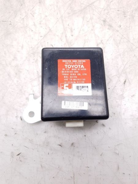 04 05 06 07 08 09 Toyota Prius Door Control Receiver 89741-47080