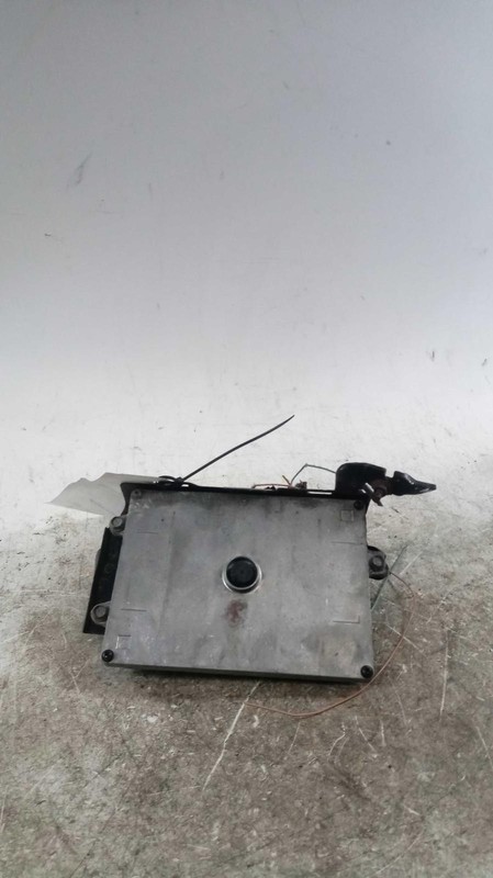 2014 Honda CR-V Engine Control Module ECM OEM 37820R5AA84 125K Mi Silver