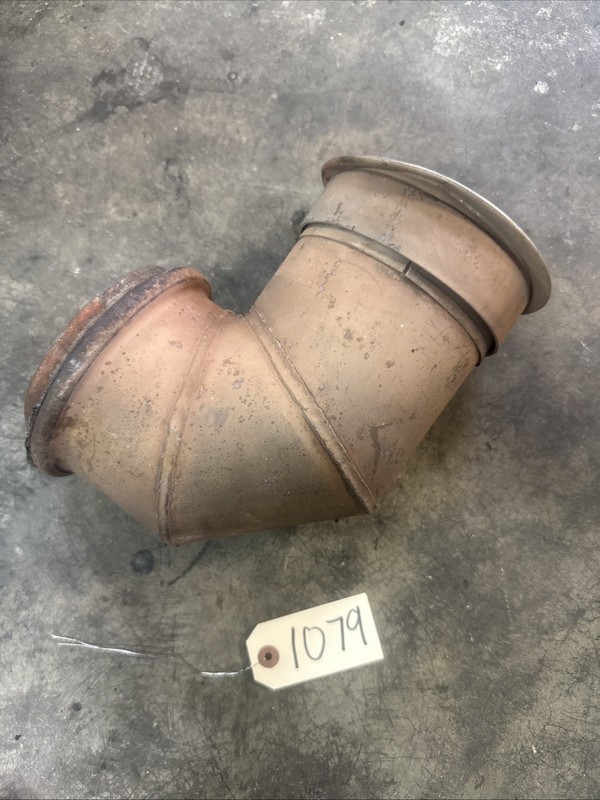 Volvo Exhaust Elbow - P/N: 22181981