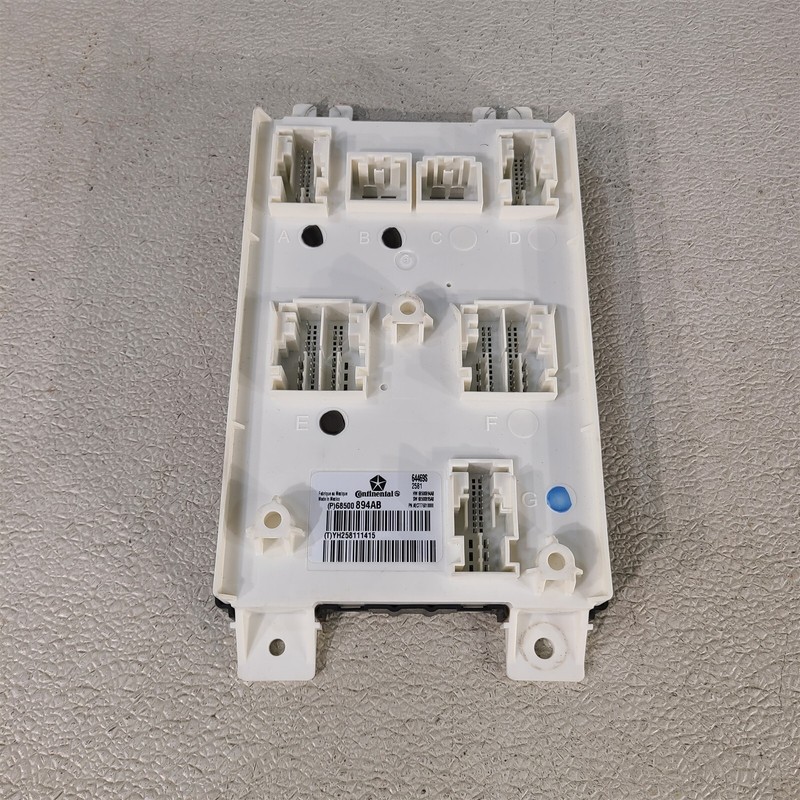 19-22 Dodge Challenger Srt Interior Cabin Fuse Box Relay Block Oem Mopar Aa7480