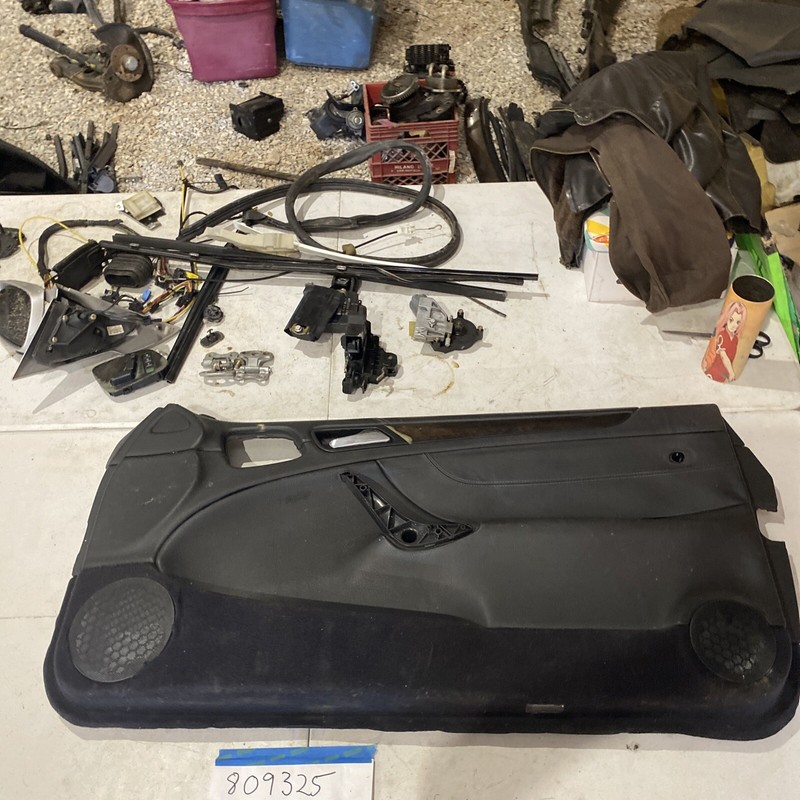 01-03 Mercedes W208 CLK55 AMG Front Right Passenger Interior Door Panel Black