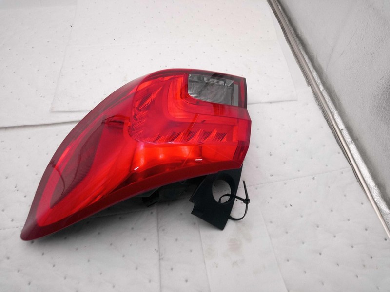 2018 Buick Envision Right Tail Light Assembly White OEM Used 107K Miles