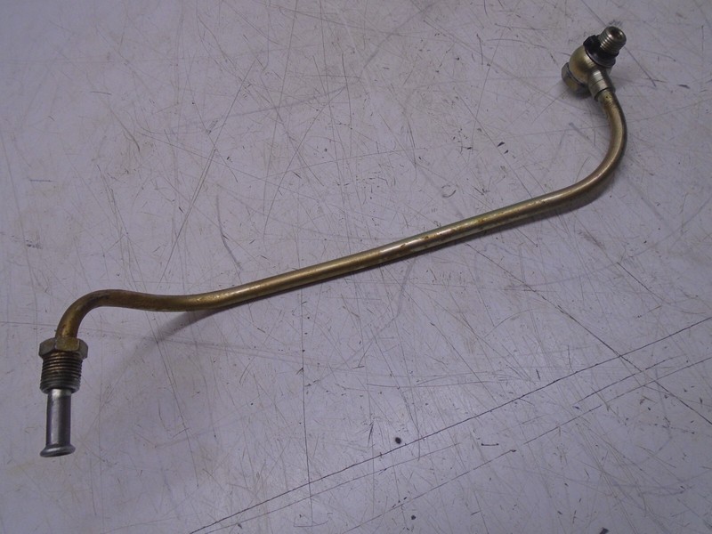 CD5a 841532 Volvo Penta AQ125A Stern Drive 4 Cyl Fuel Pipe Line Pump to Carb
