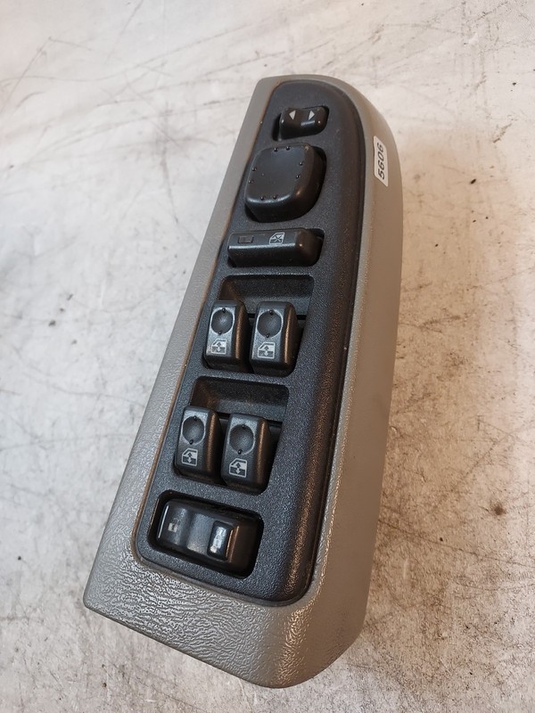 2003-2006 GMC Envoy Master Driver Power Window Switch 15125145 w/ Trim OEM