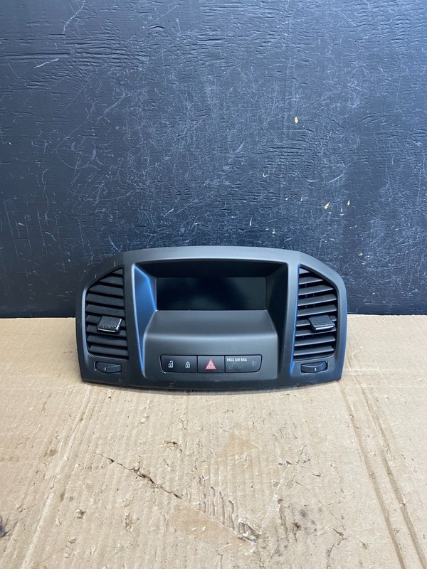 2011 to 2013 Buick Regal Radio Navigation Screen Display Oem AE2023 DG