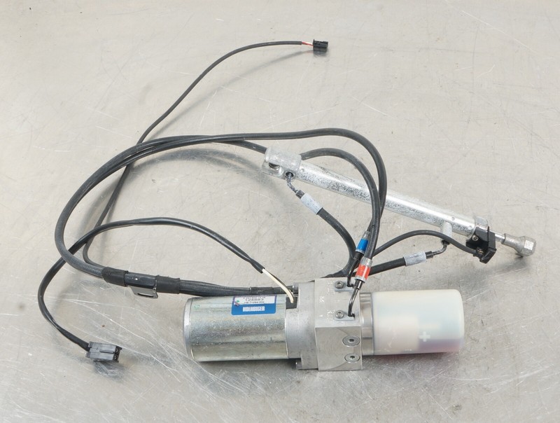 07-13 MERCEDES BENZ S550 W221 REAR TRUNK HYDRAULIC PULL DOWN CLOSE PUMP OEM