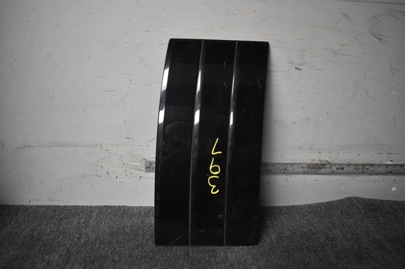 2012 RANGE ROVER VOGUE LEFT SIDE VENT PANEL FACTORY OEM