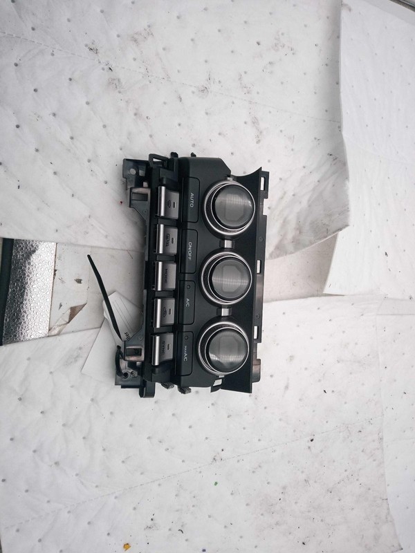 2023 Toyota GR86 A/C Selector Switch OEM Red 19K Miles Warranty NJ25-28047